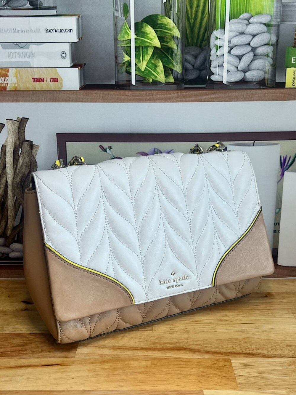 Kate Spade Briar Lane Quilted Emelyn Shoulder Crossbody Bag White Taupe - Picture 15 of 15